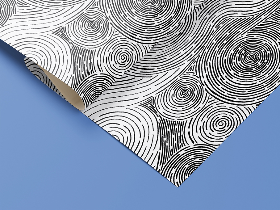 Gros plan du papier peint monochrome aux formes courbes en spiral, inspiration aquatique, pour la compagnie sur les murs uniques walls.